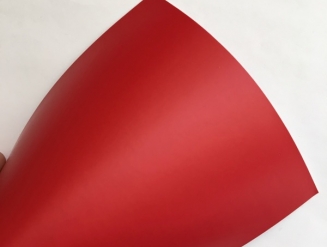 Красная матовая самоклеящаяся пленка для оклейки авто, (виниловая+ПВХ) CarLux+ 1,52м
